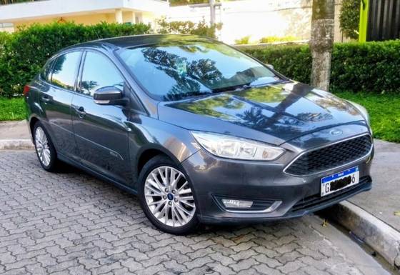 FORD FOCUS 2.0 SE FASTBACK 16V FLEX 4P POWERSHIFT FORD FOCUS 2.0 SE FASTBACK 16V FLEX 4P POWERSHIFT